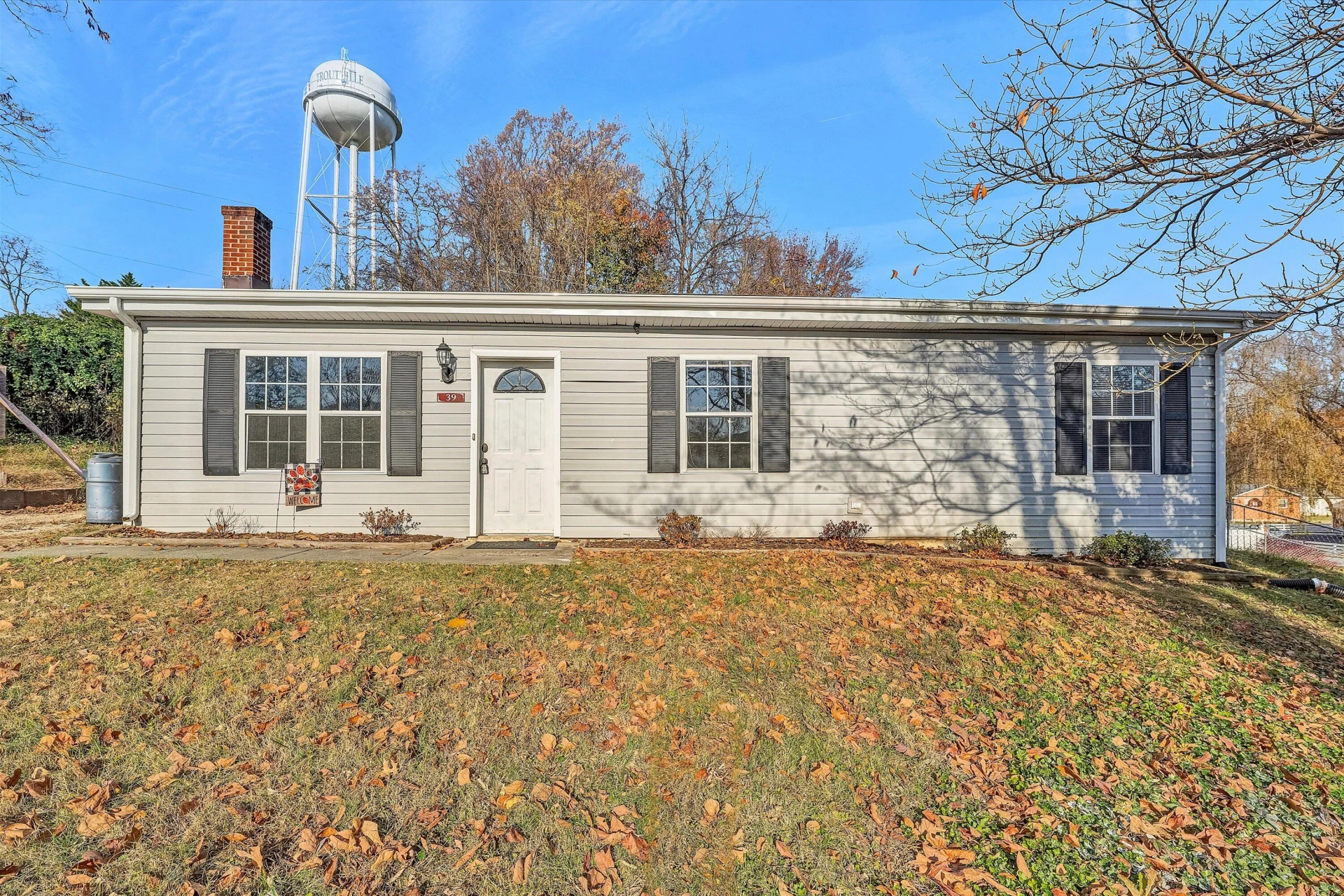 39 Maple AVE - Photo 4