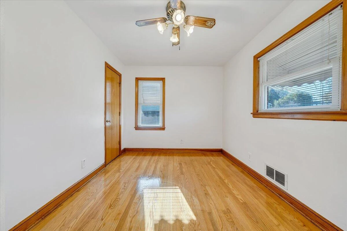 5001 Hazelridge RD NW - Photo 17