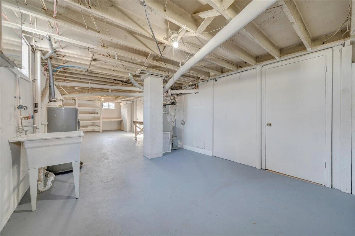 5001 Hazelridge RD NW - Photo 23