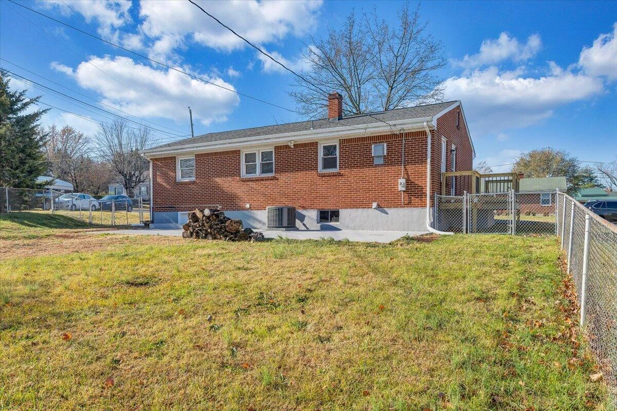 5001 Hazelridge RD NW - Photo 31