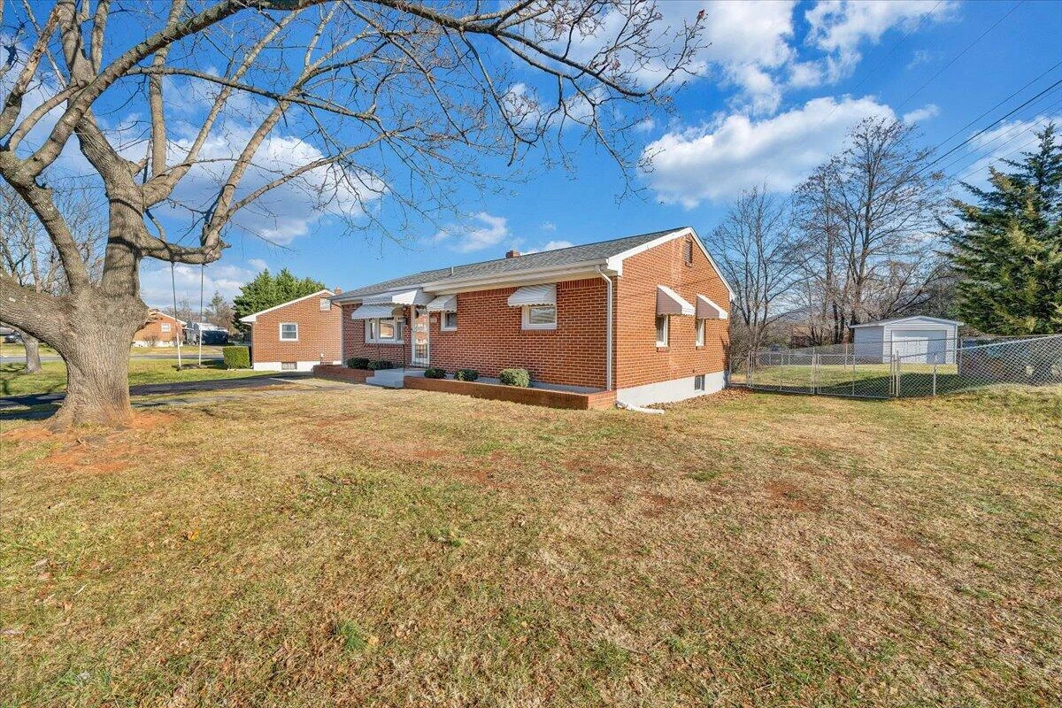 5001 Hazelridge RD NW - Photo 34