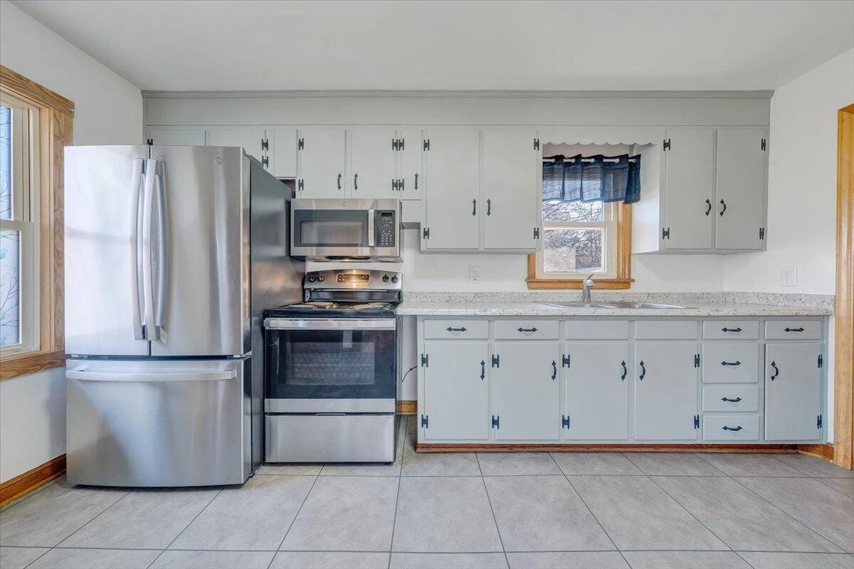 5001 Hazelridge RD NW - Photo 7