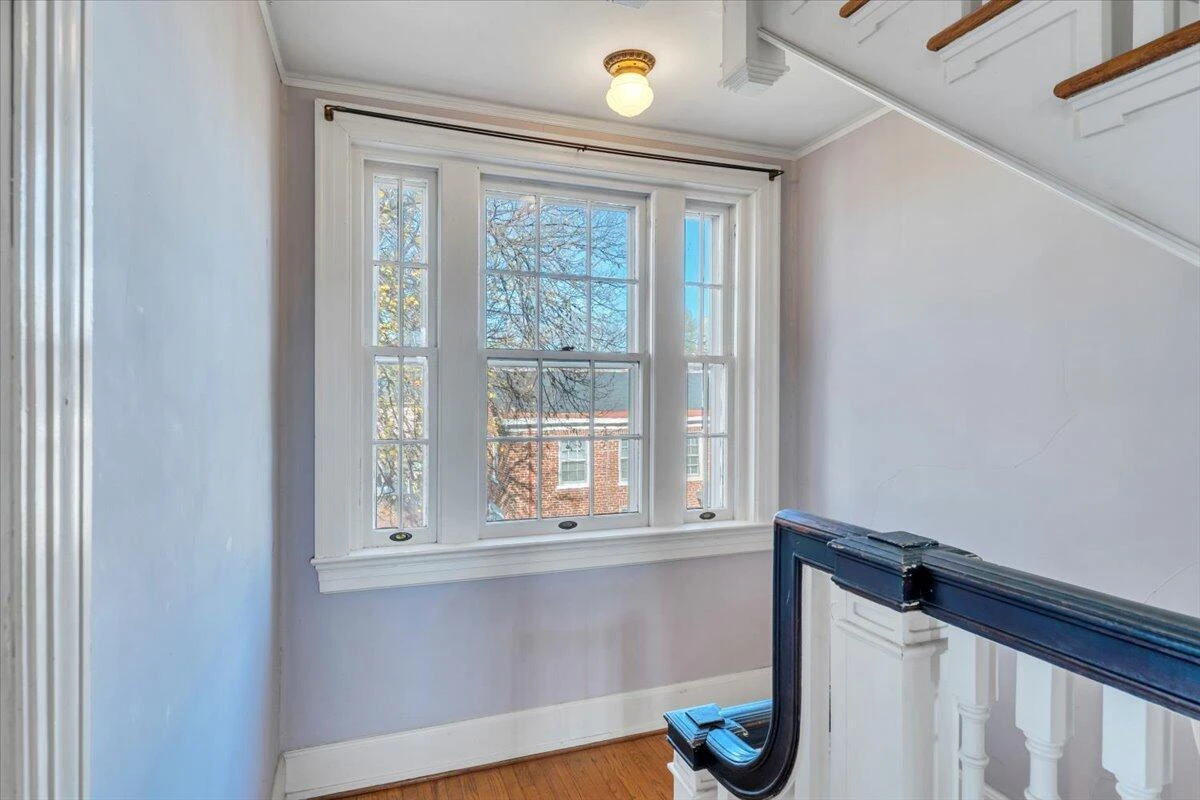 415 Allison AVE SW - Photo 46