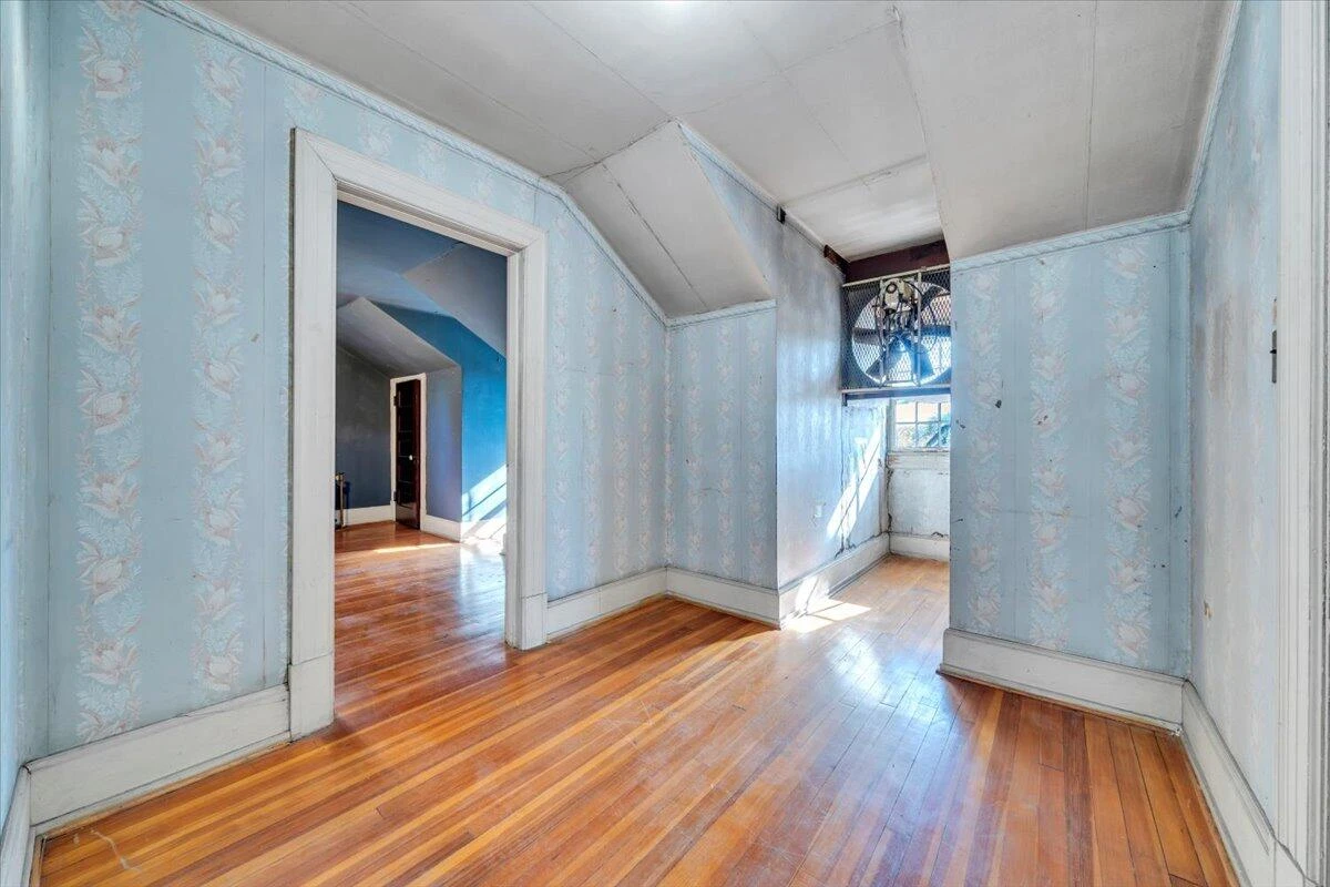 415 Allison AVE SW - Photo 66
