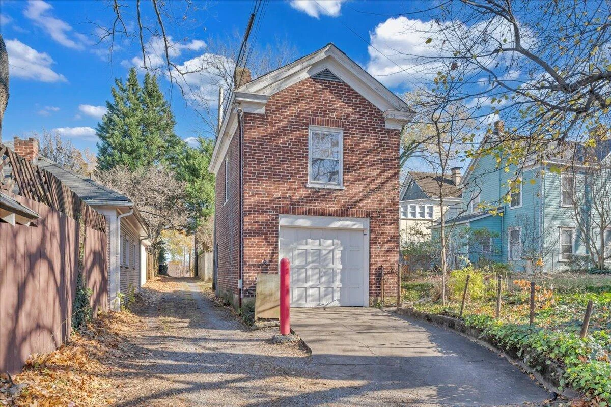 415 Allison AVE SW - Photo 83