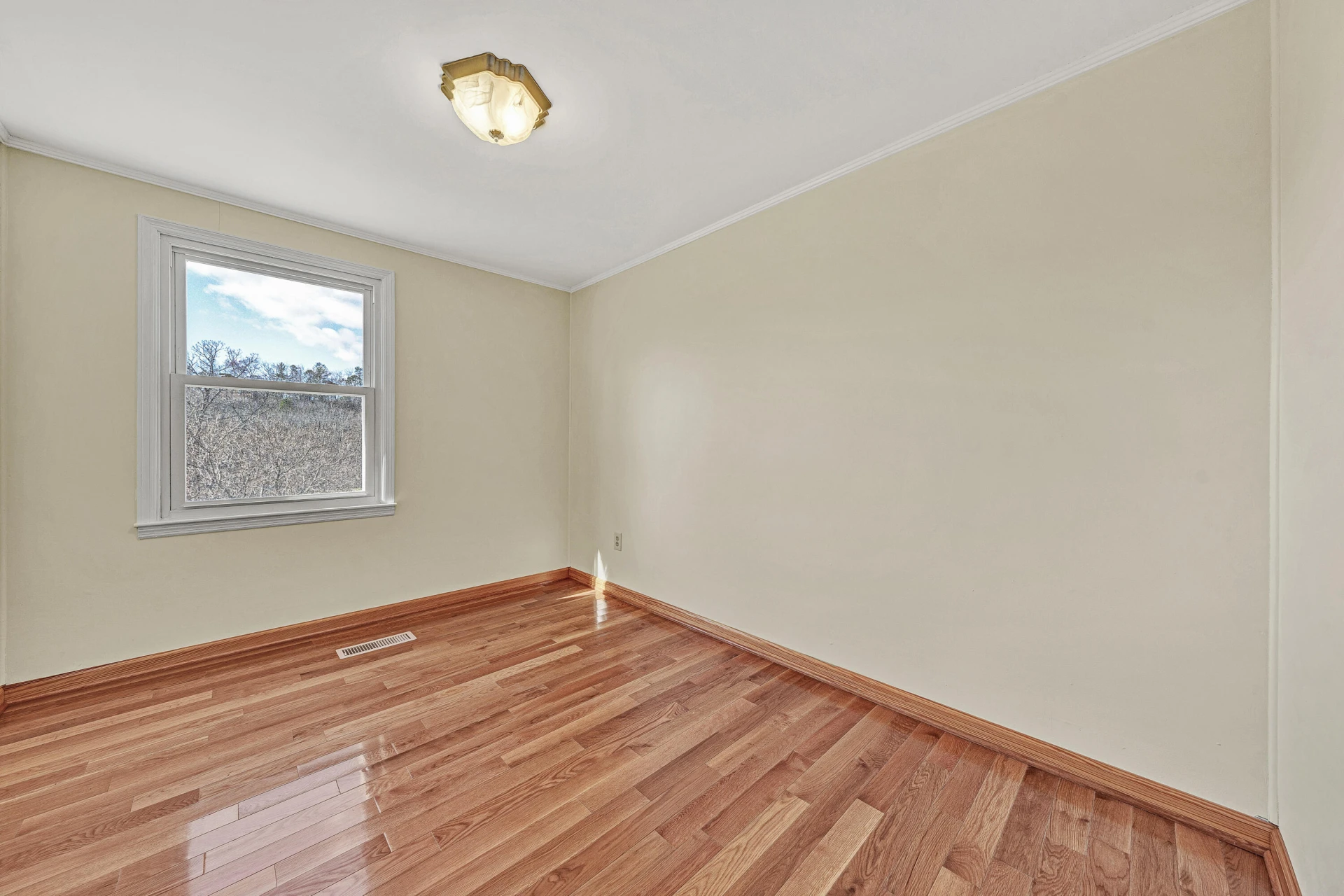 4437 Daugherty RD - Photo 11