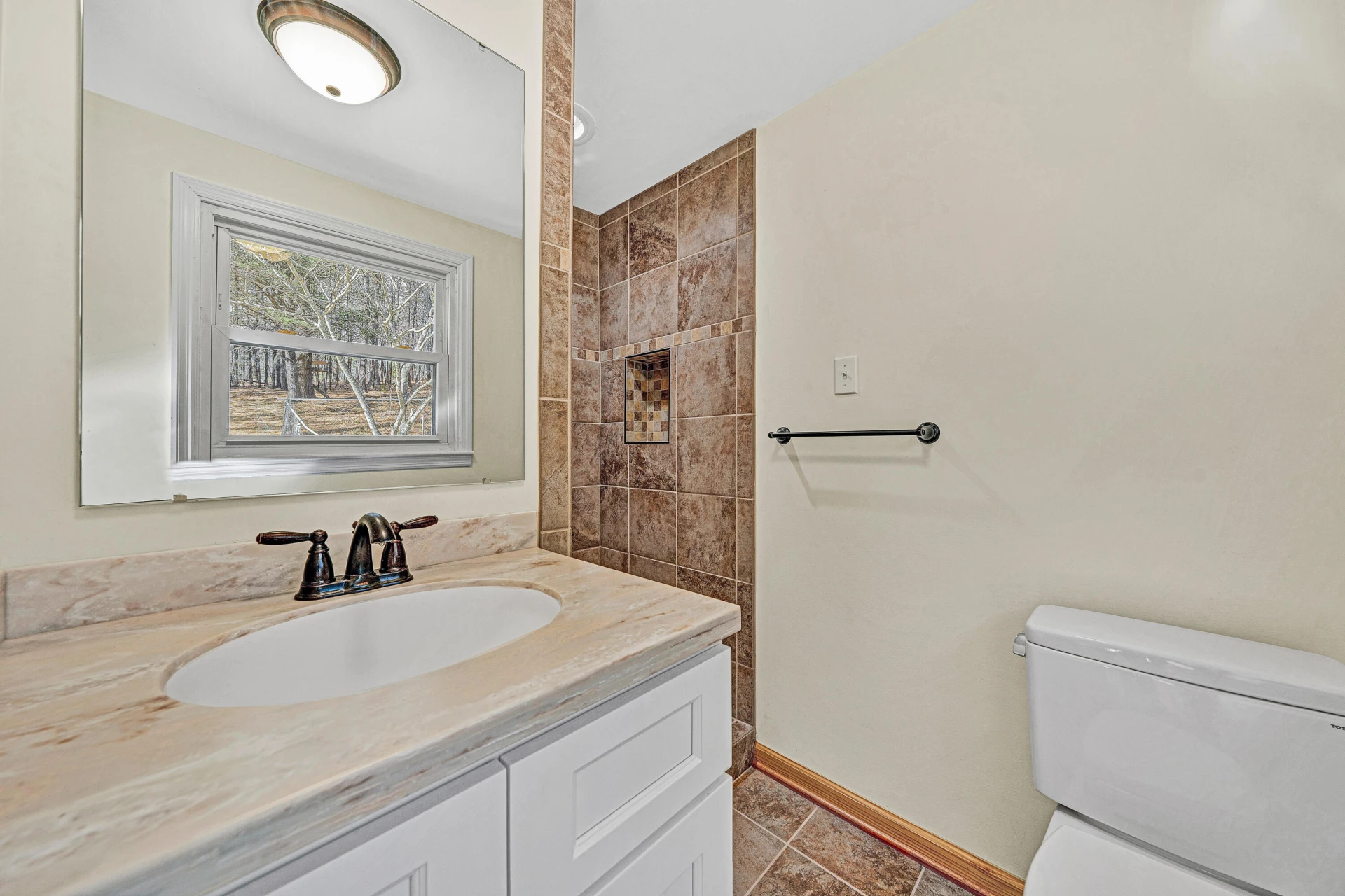 4437 Daugherty RD - Photo 14