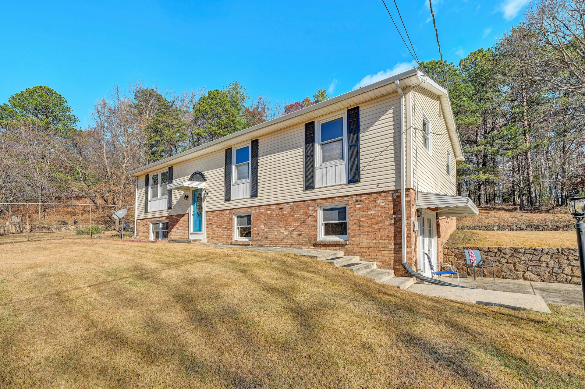 4437 Daugherty RD - Photo 2