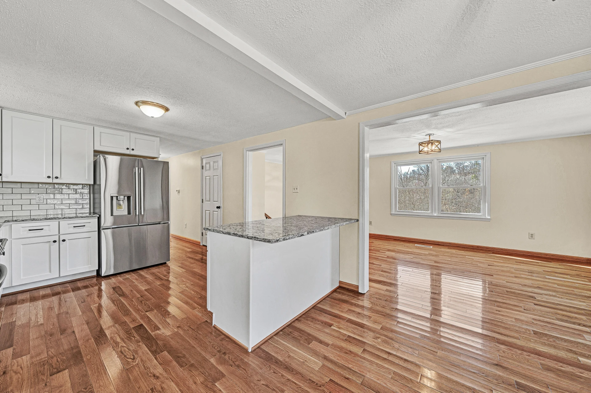 4437 Daugherty RD - Photo 8
