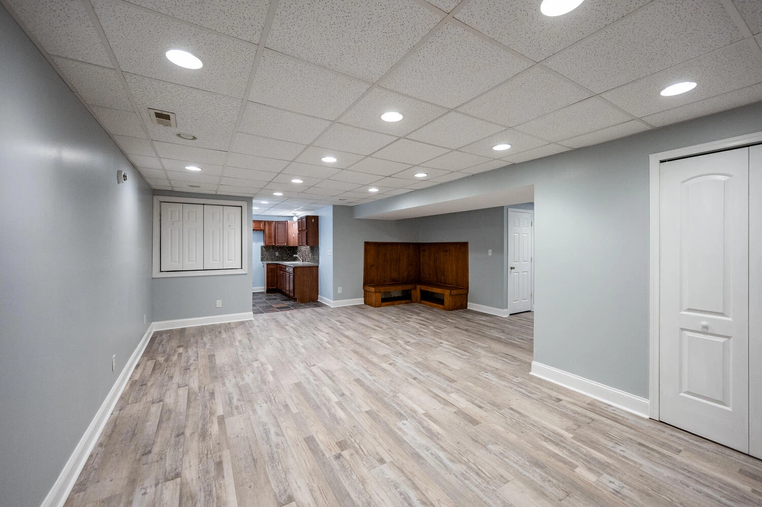 1096 Walkers Crossing DR - Photo 57