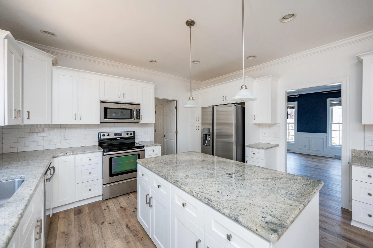 1096 Walkers Crossing DR - Photo 11