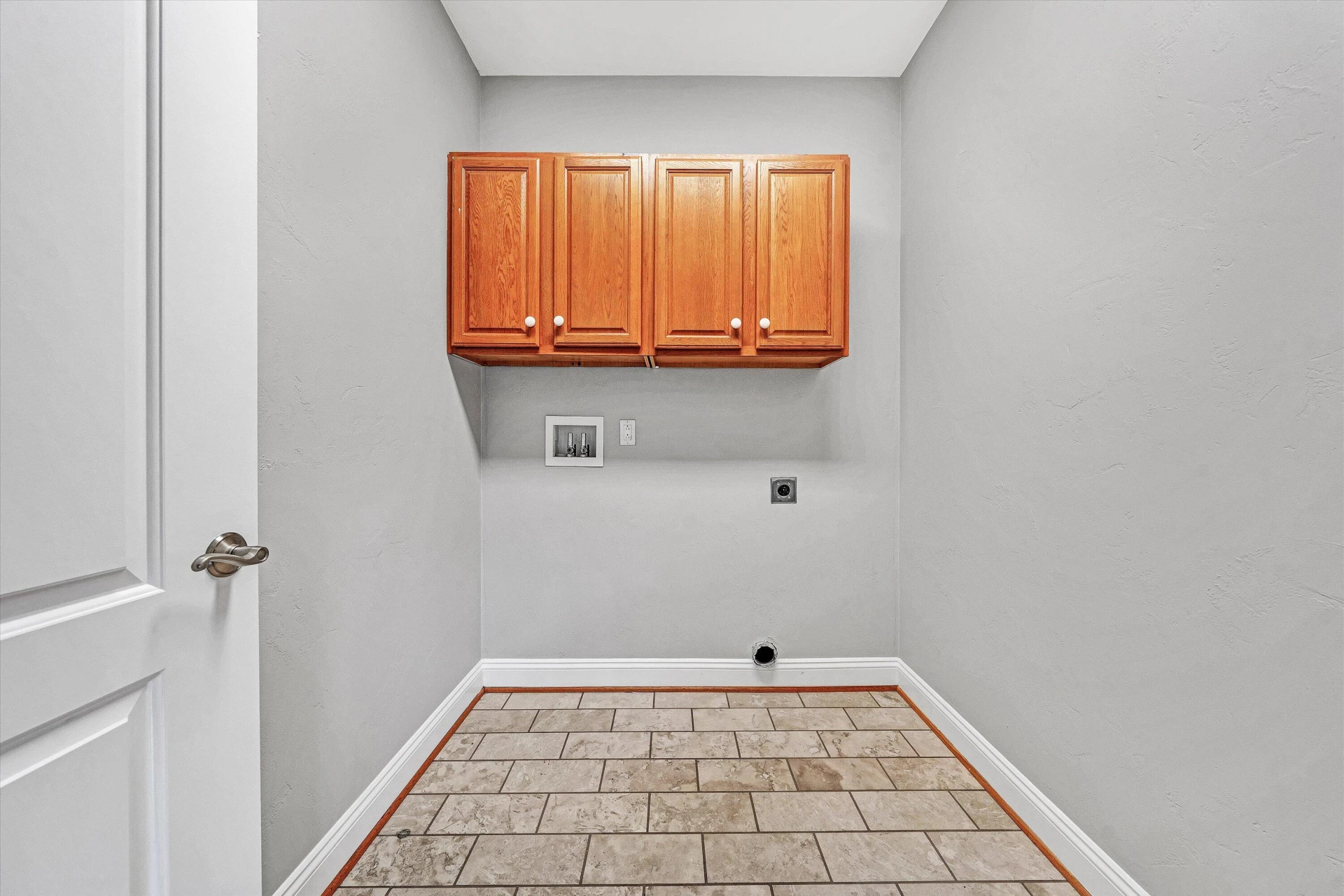 8540 Goodview RD - Photo 17
