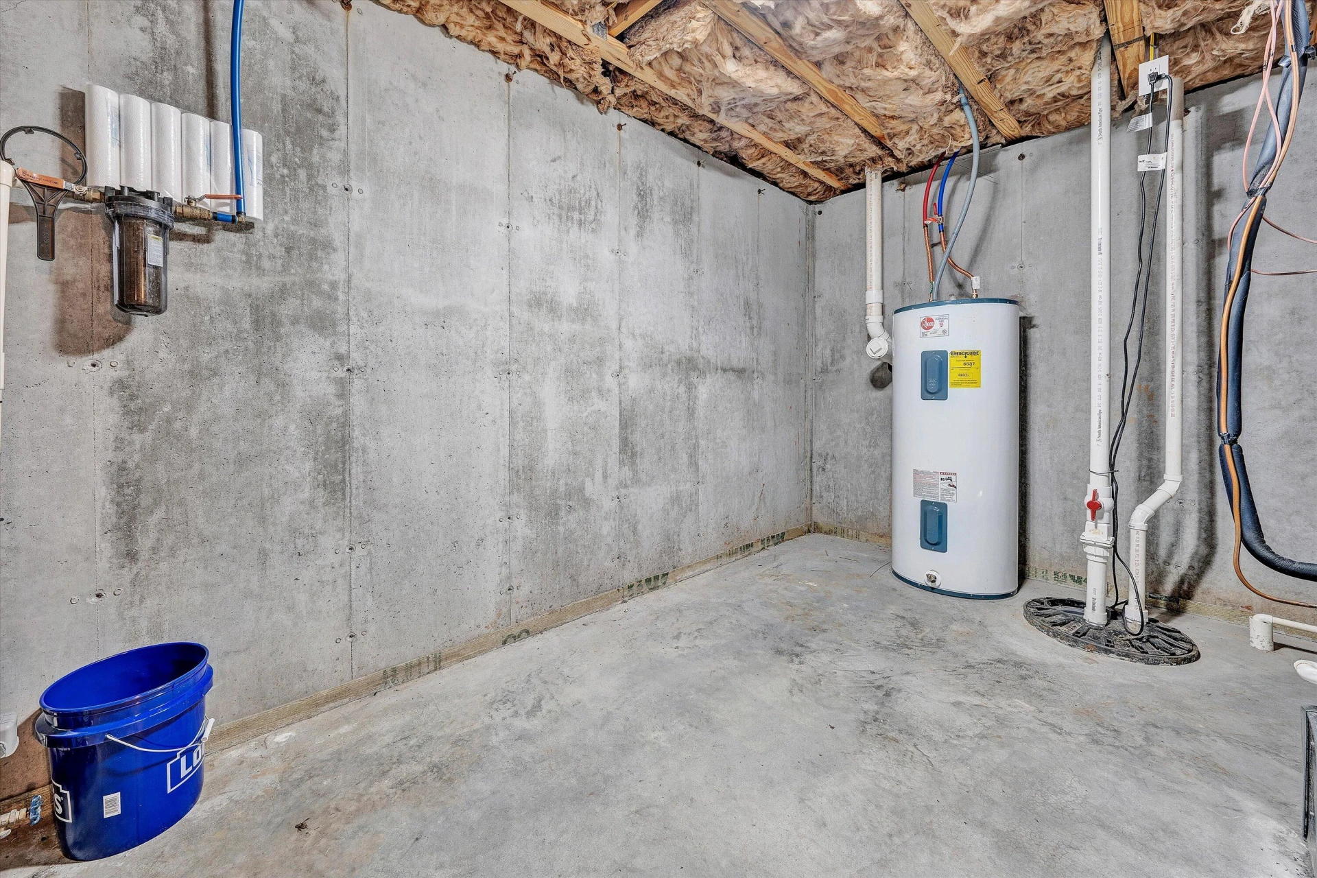 8540 Goodview RD - Photo 33