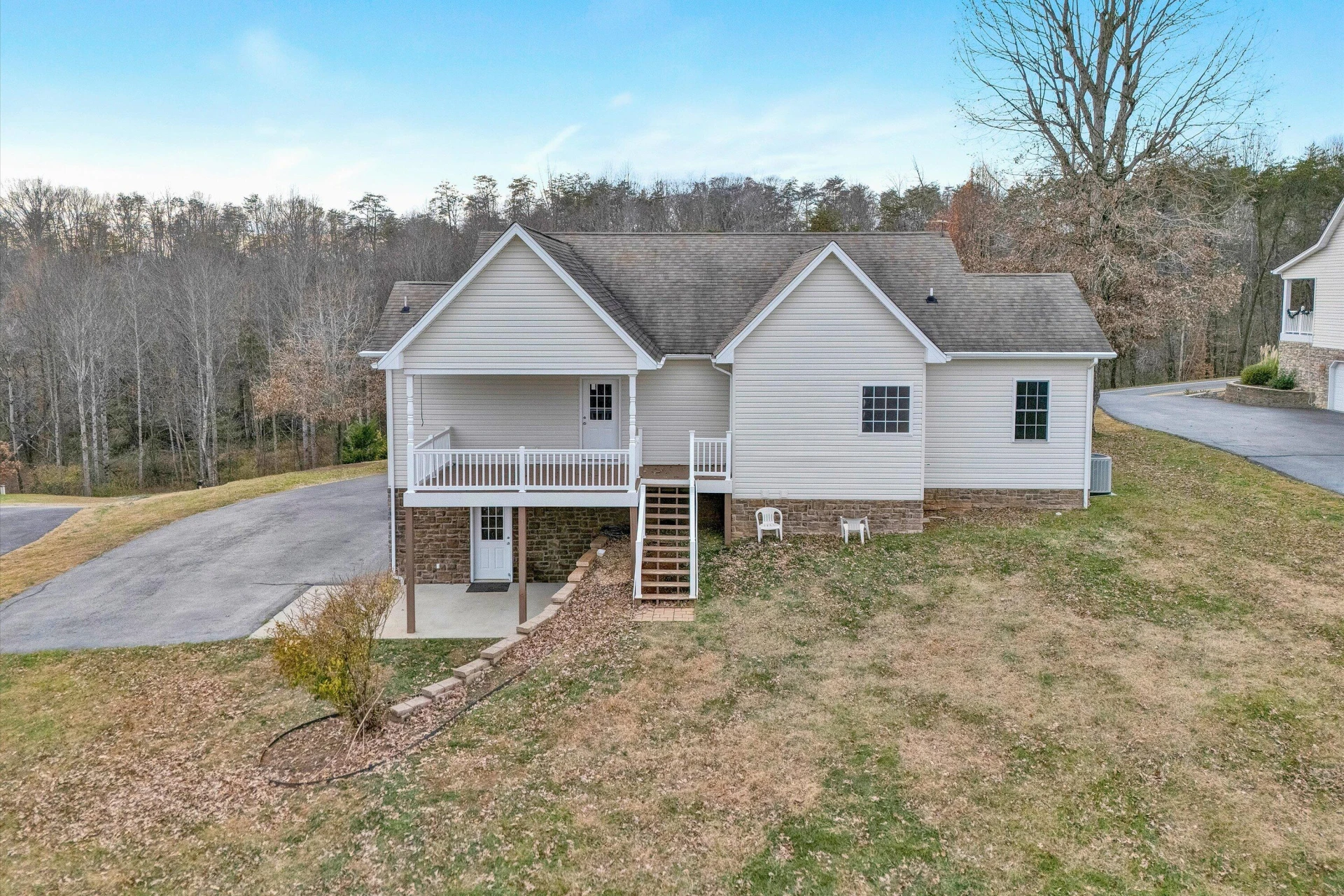 8540 Goodview RD - Photo 38