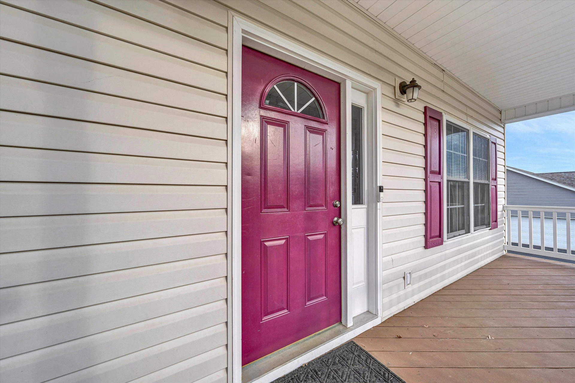 8540 Goodview RD - Photo 9