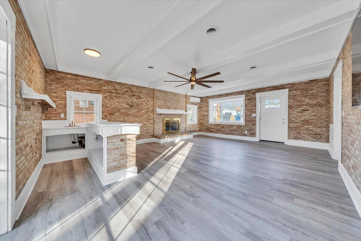 2218 Larchwood ST NE - Photo 29