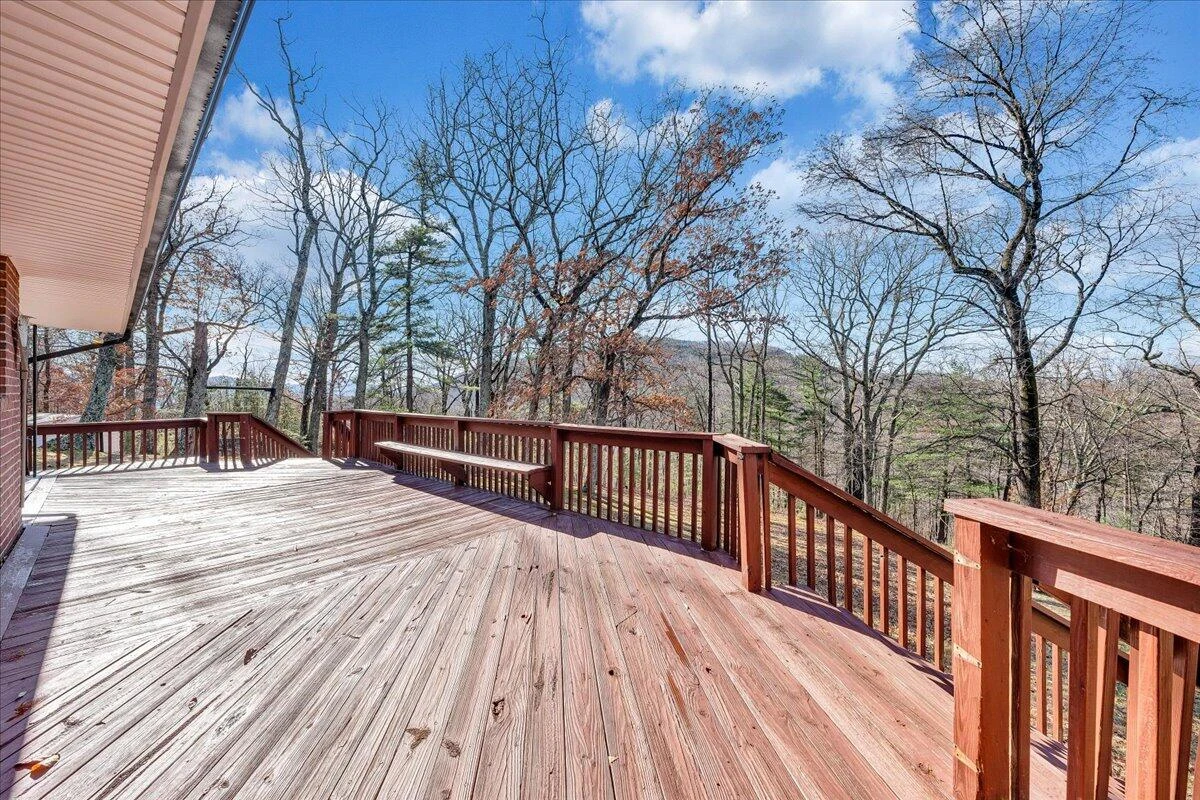 222 N Oakwood RD - Photo 24