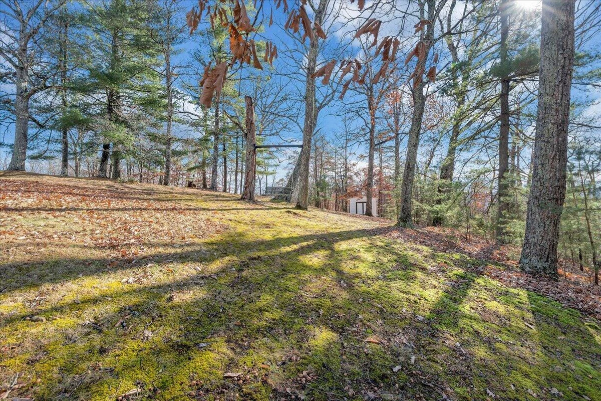 222 N Oakwood RD - Photo 35