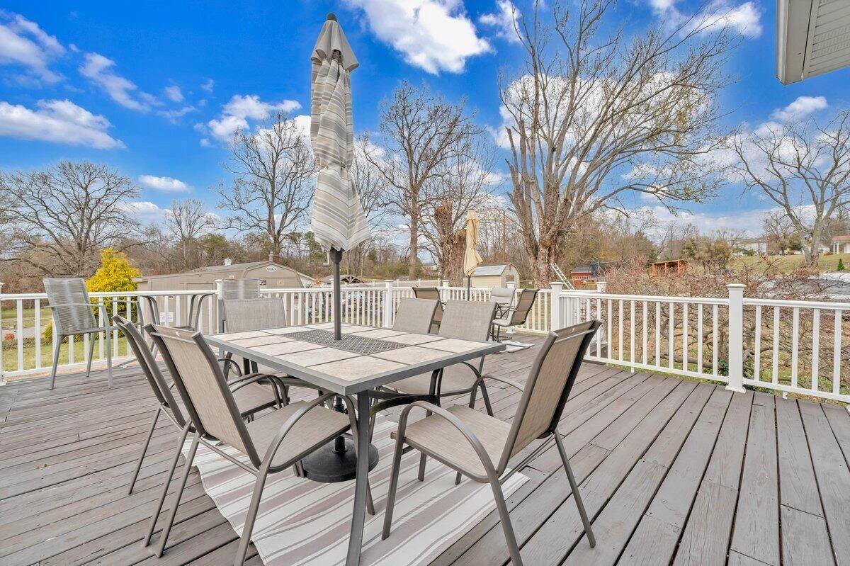 2414 Mayfield DR - Photo 13