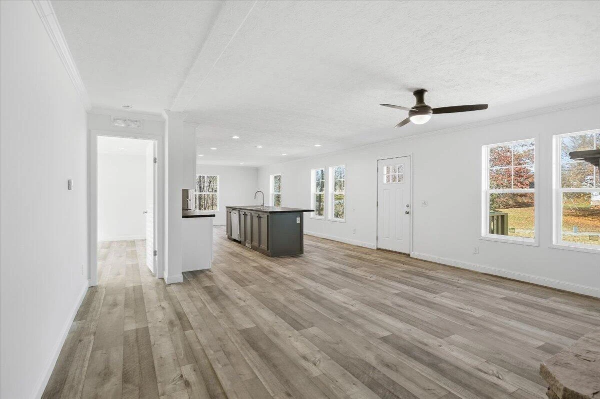 101 Rolling Meadow DR - Photo 13