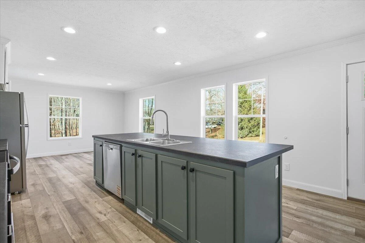 101 Rolling Meadow DR - Photo 10