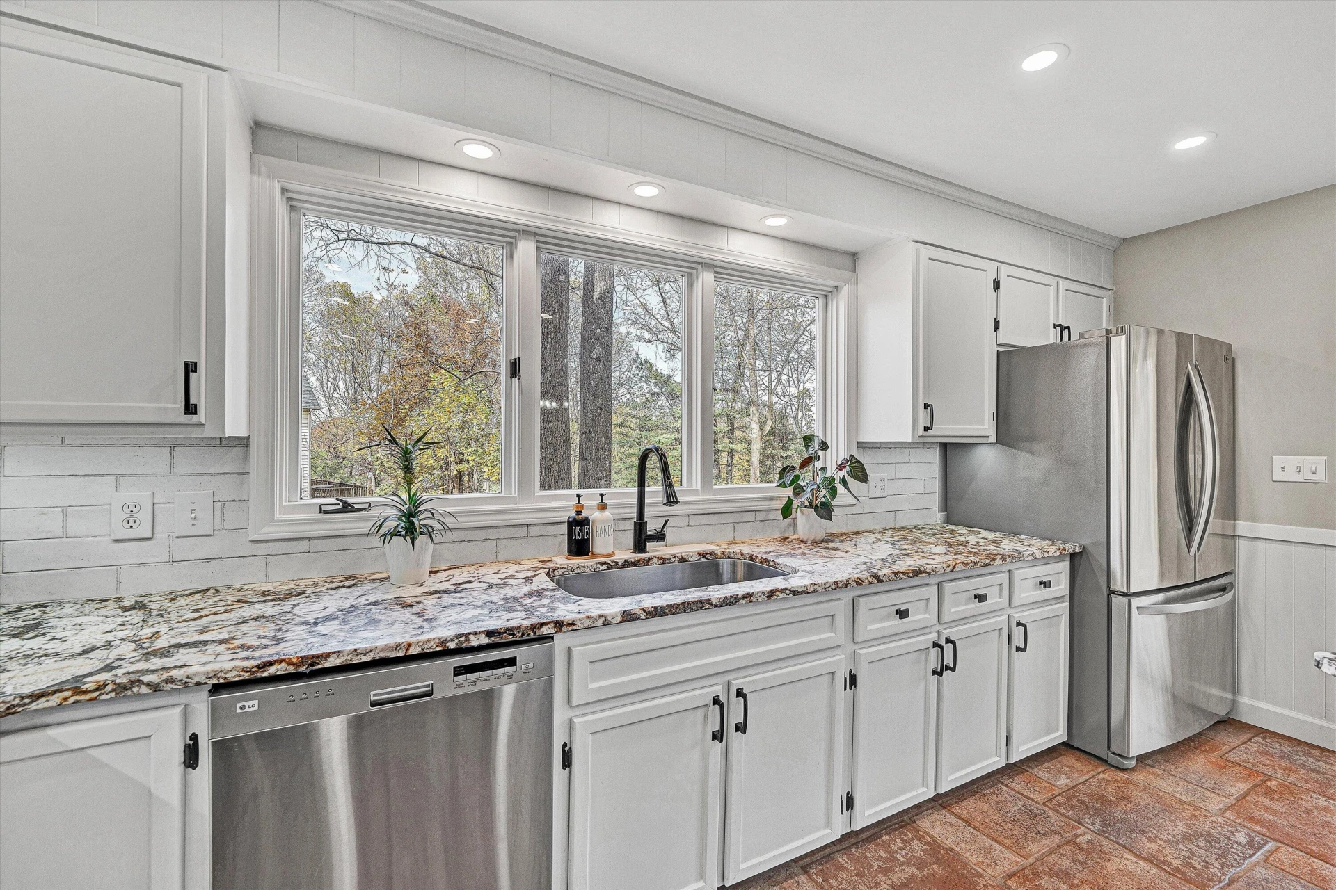 36 York ST - Photo 17