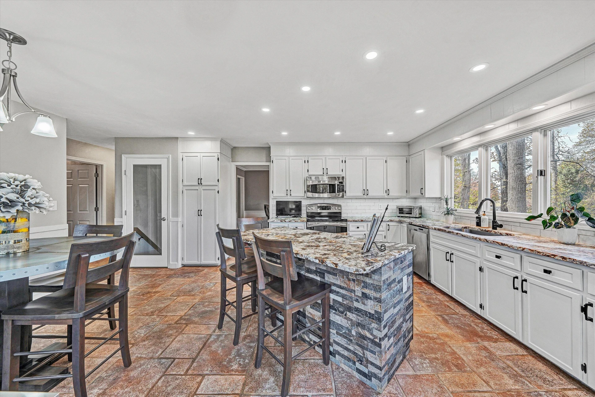 36 York ST - Photo 22