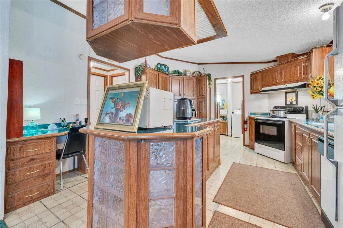 20459 Main ST - Photo 13