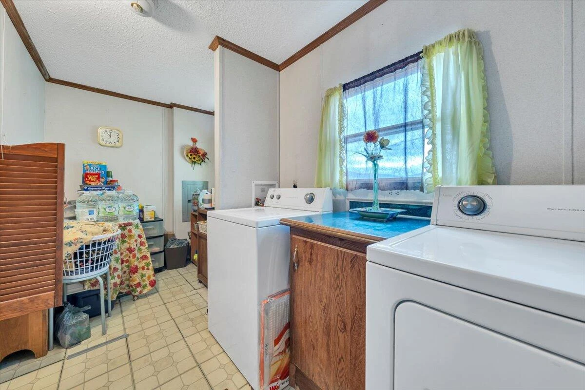 20459 Main ST - Photo 15