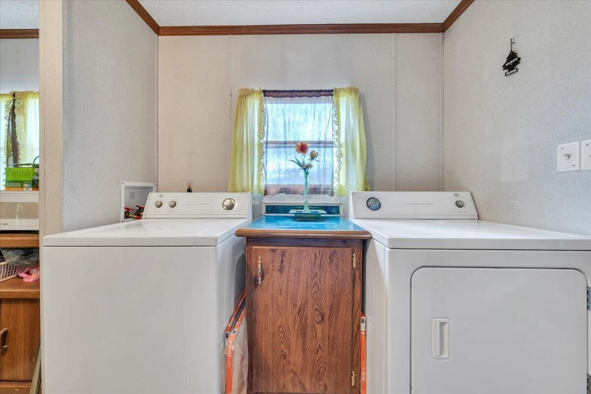 20459 Main ST - Photo 16