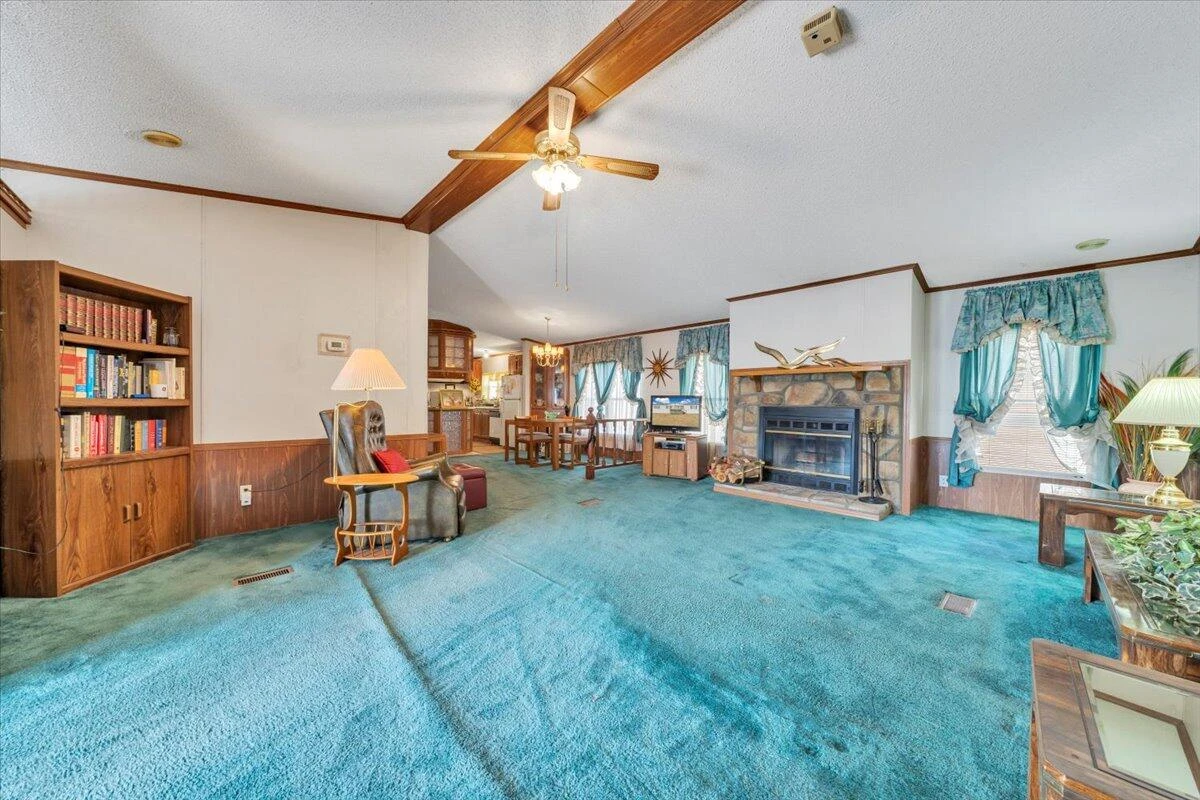 20459 Main ST - Photo 5