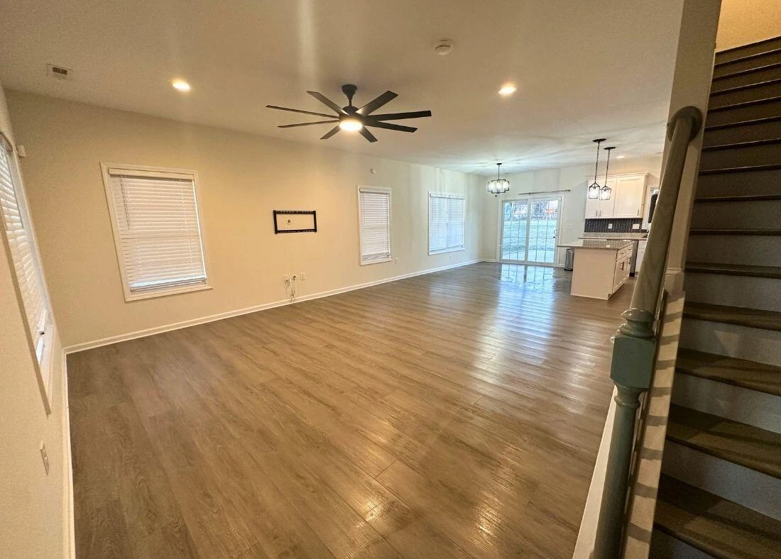 5570 New Pleasant WAY - Photo 3