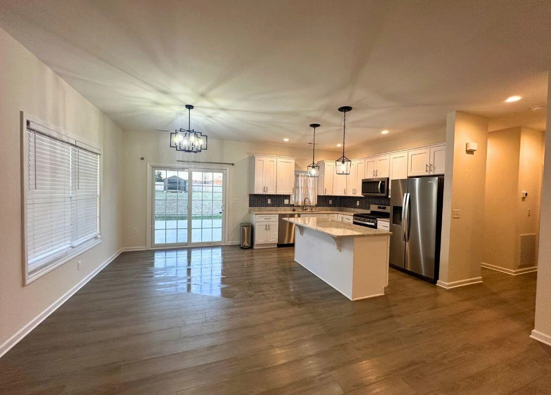 5570 New Pleasant WAY - Photo 4
