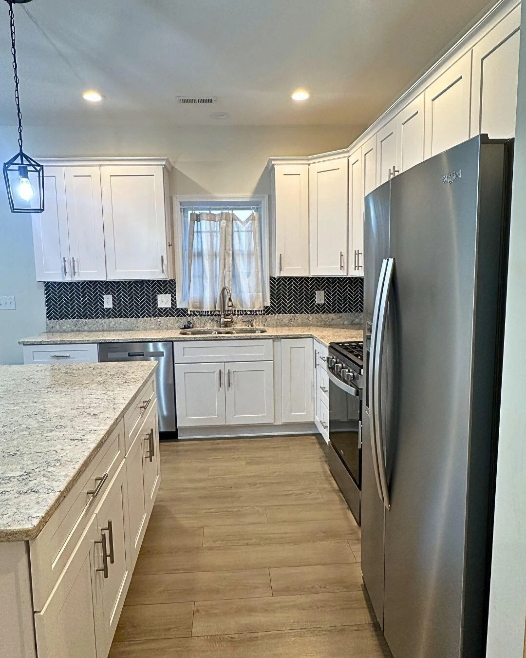 5570 New Pleasant WAY - Photo 8