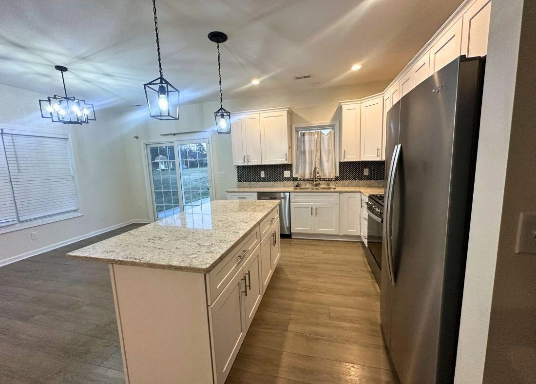 5570 New Pleasant WAY - Photo 9