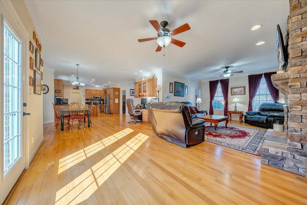 7524 Autumn Park DR - Photo 9
