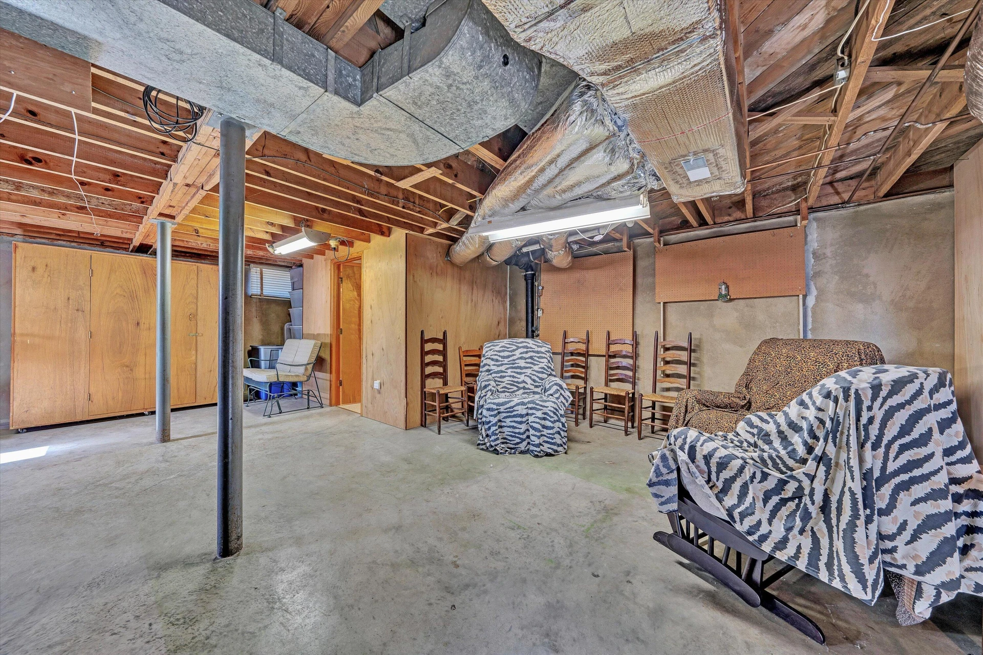 173 Trinkle AVE NE - Photo 17