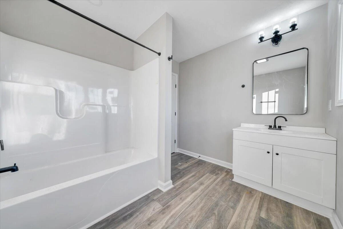 1815 North AVE NE - Photo 22
