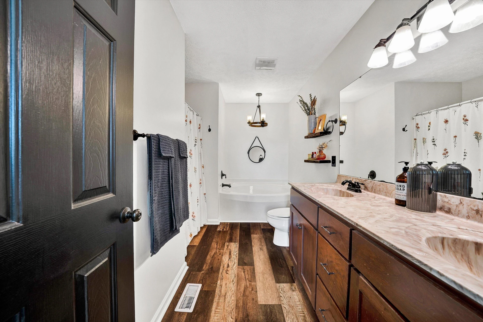 100 Estate DR - Photo 18
