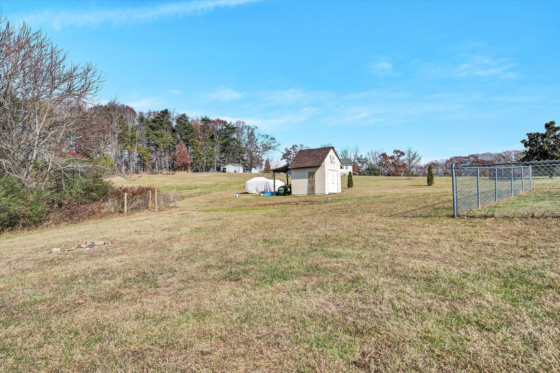 100 Estate DR - Photo 36