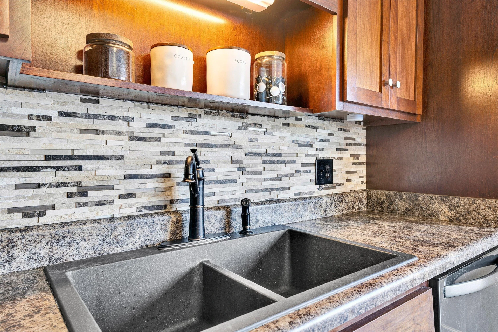 100 Estate DR - Photo 8