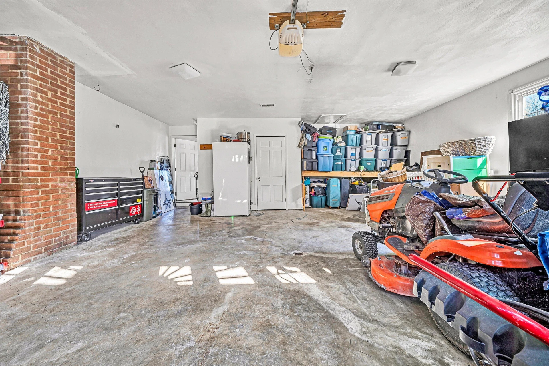 7929 Whistler DR - Photo 32