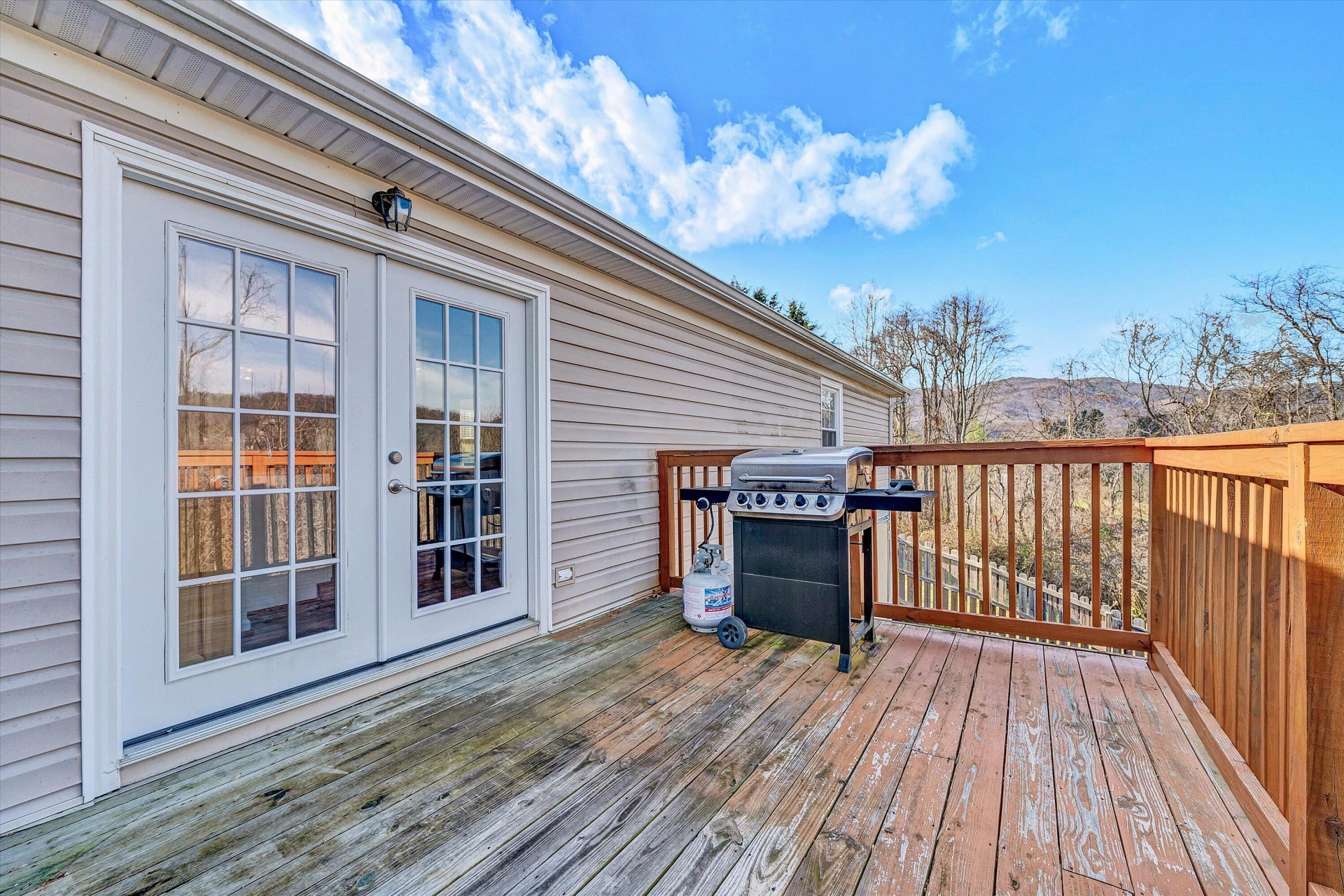 7929 Whistler DR - Photo 33