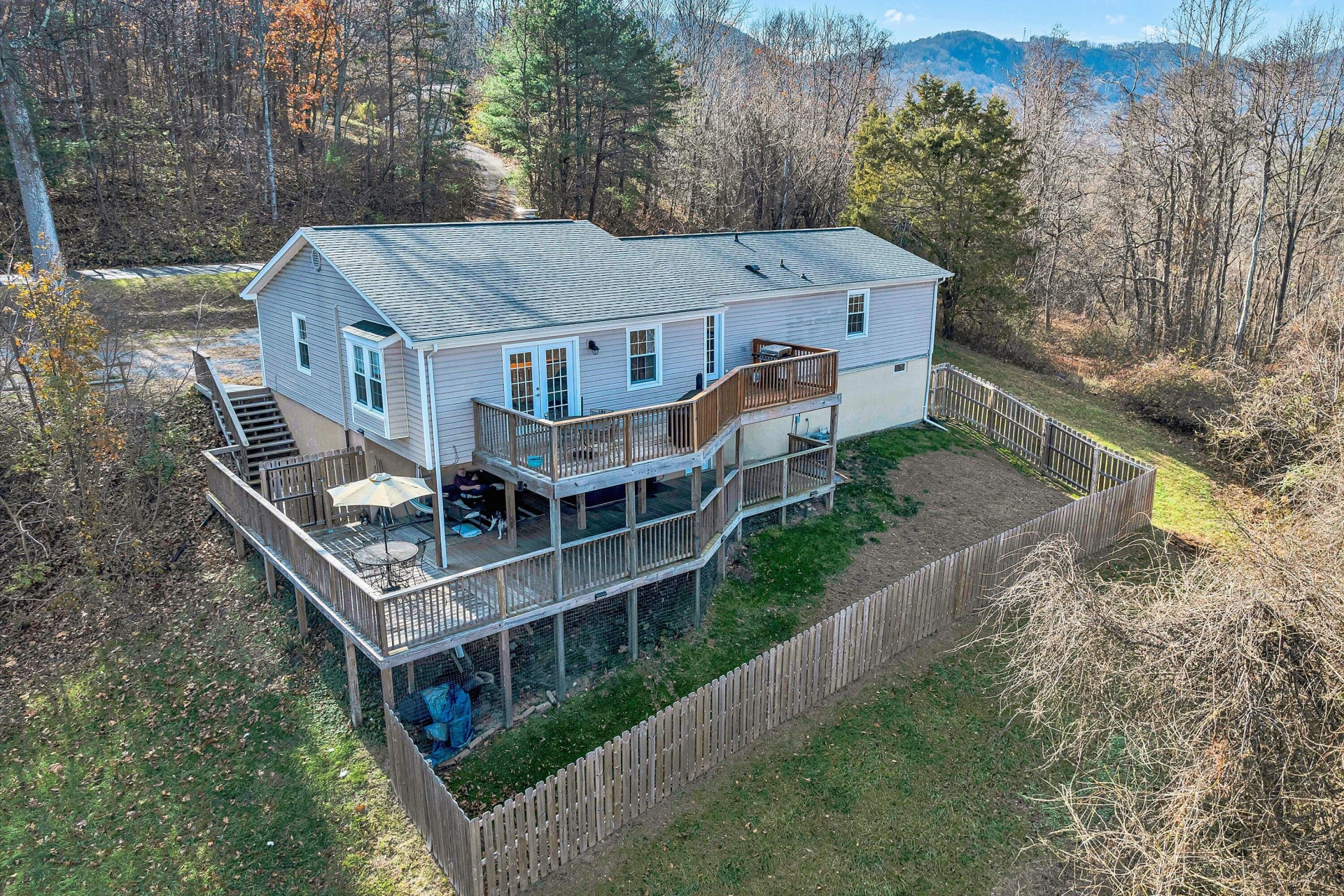 7929 Whistler DR - Photo 43