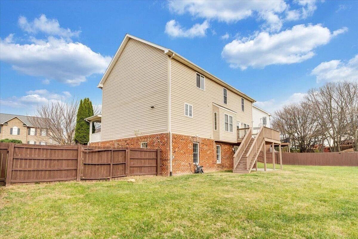1818 High Gate LN - Photo 2
