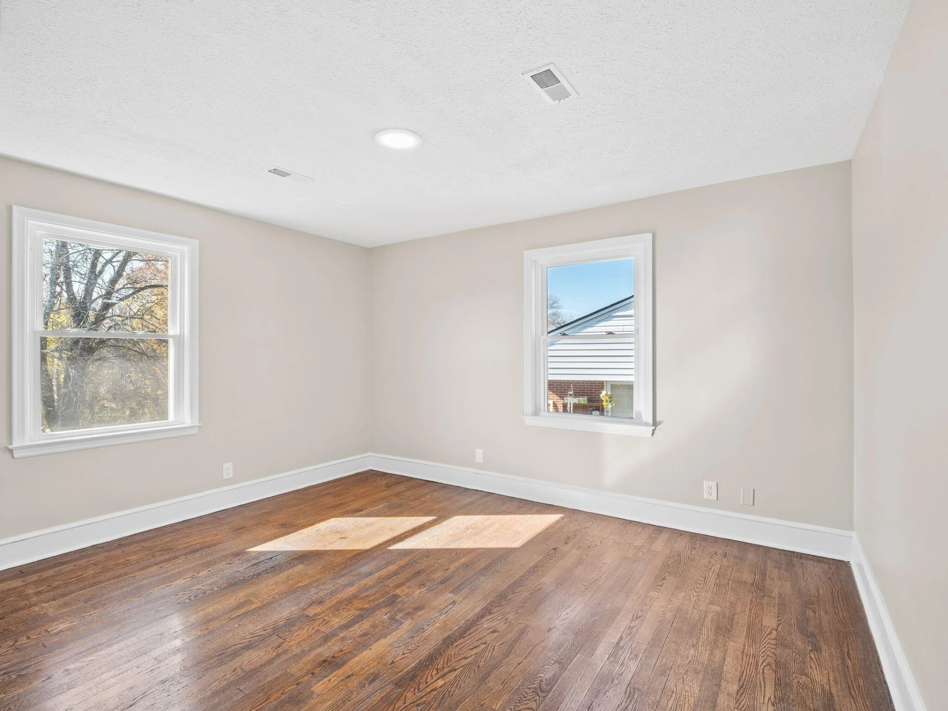 117 Pineview DR - Photo 19