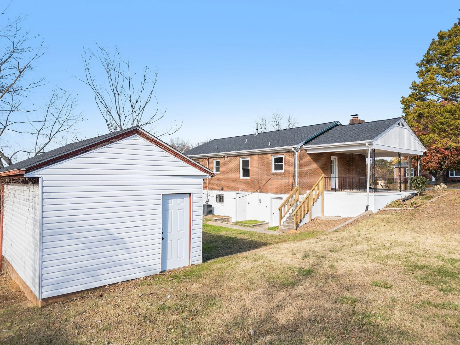 117 Pineview DR - Photo 39