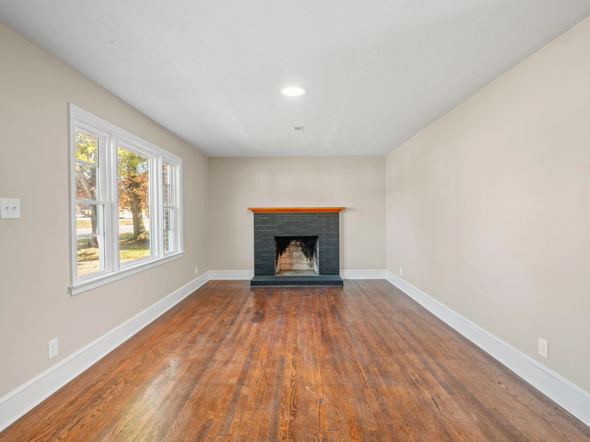 117 Pineview DR - Photo 8