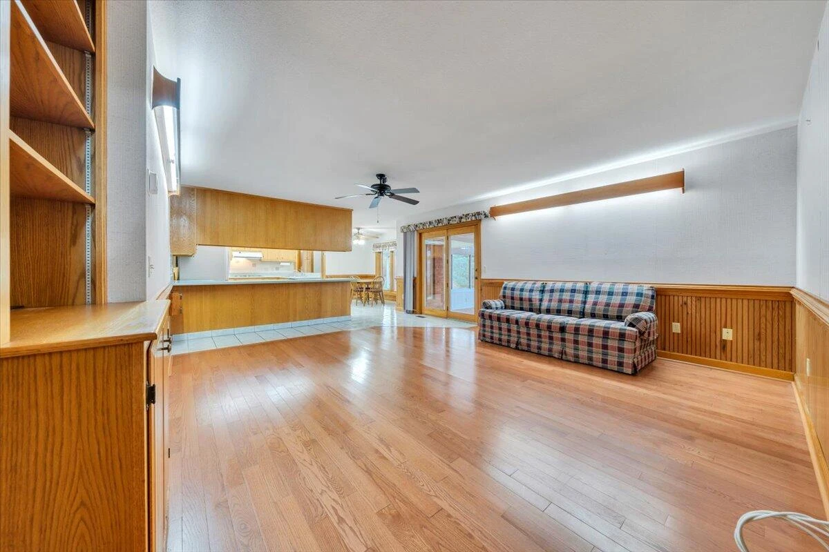 290 Patricia LN SE - Photo 22