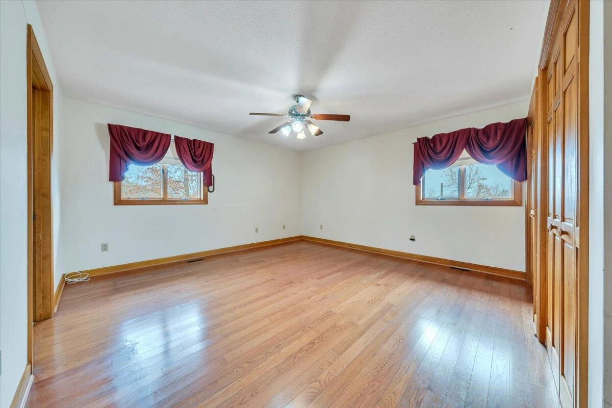 290 Patricia LN SE - Photo 26